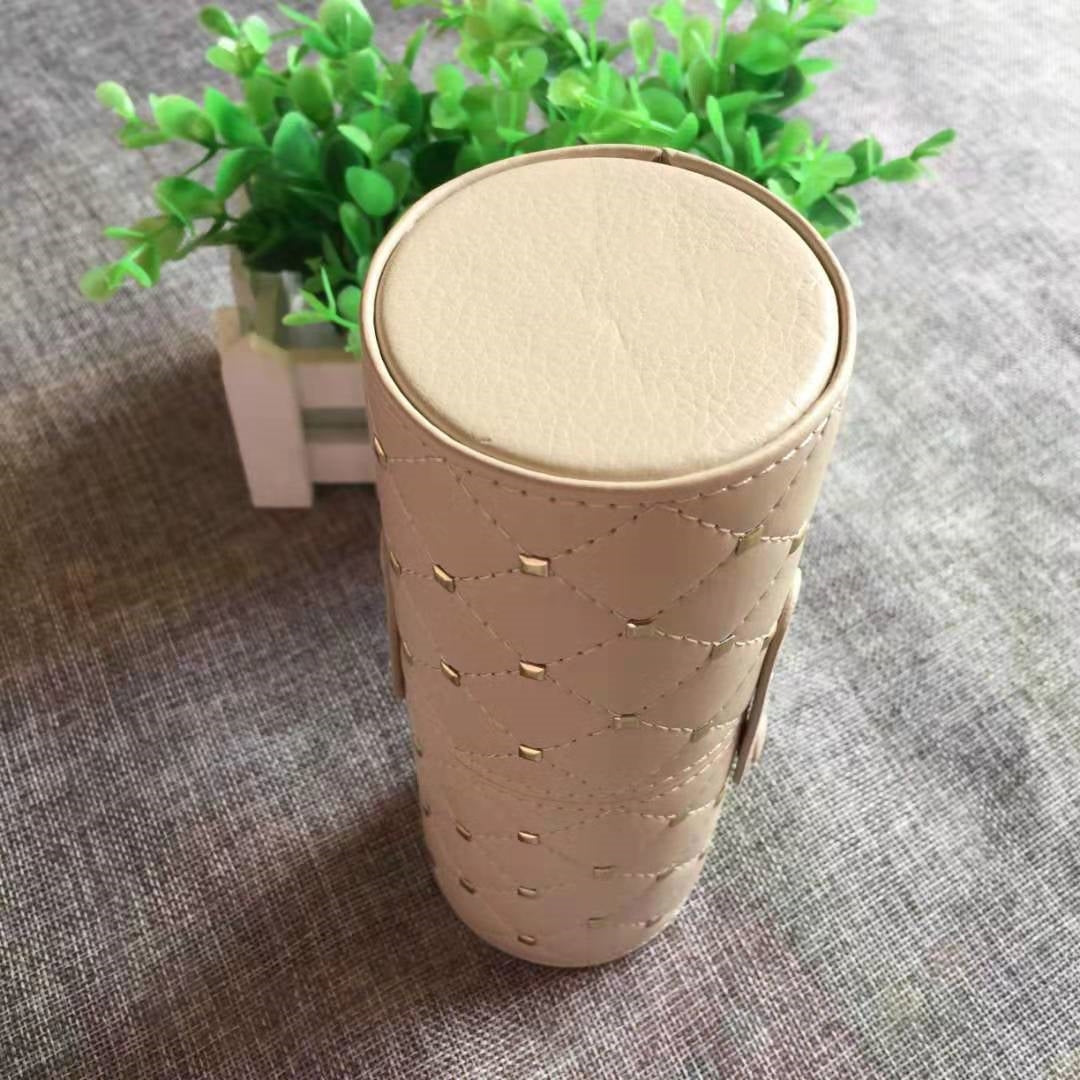 Makeup brush set buckets