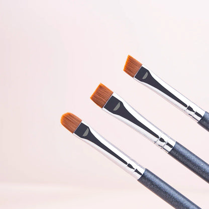 212 Flat Eyebrow Brush