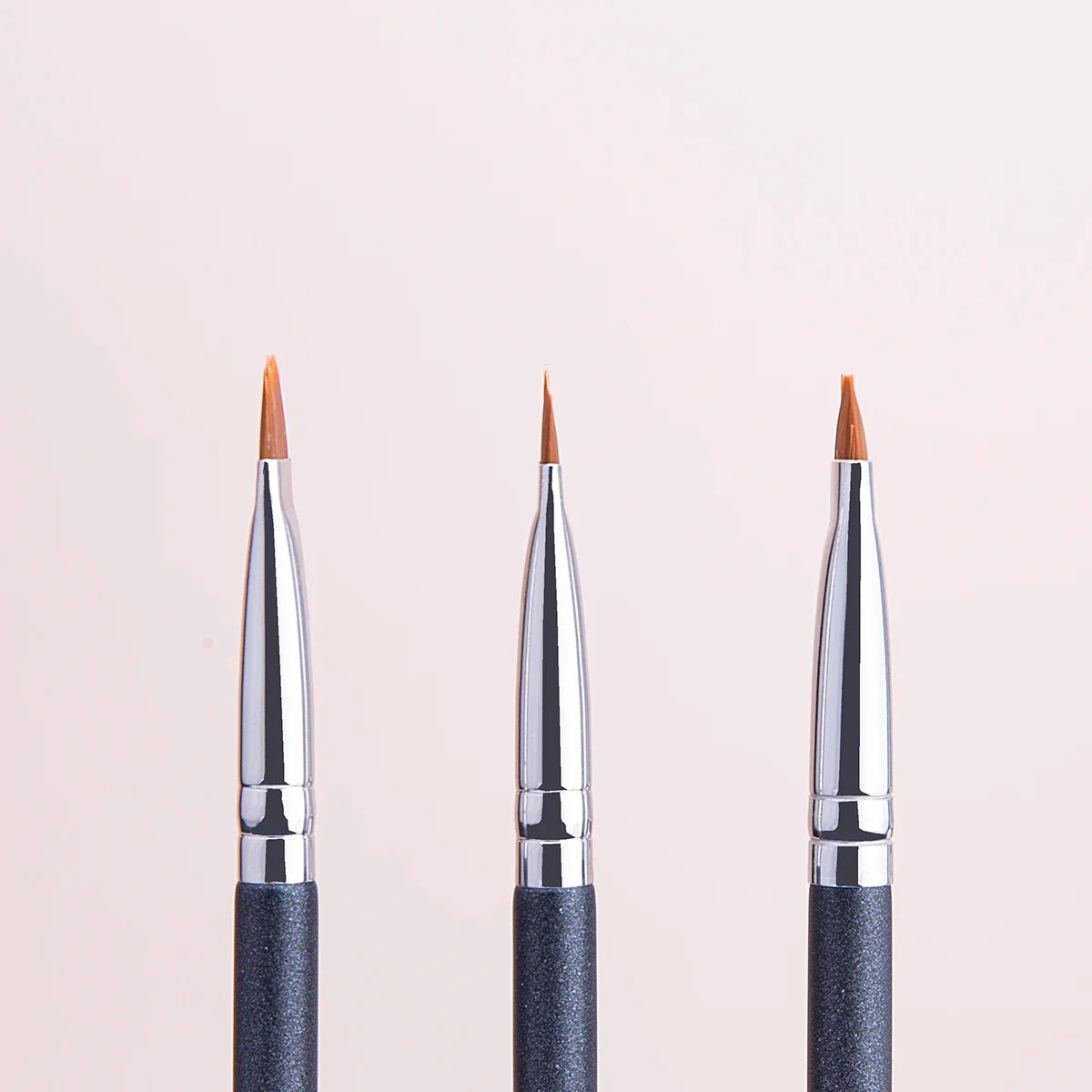 212 Flat Eyebrow Brush